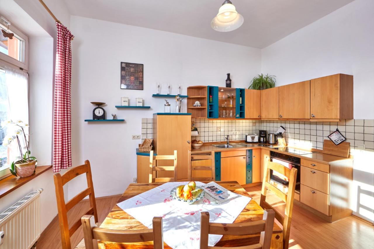 Apartments Alte Villa Гармиш-Партенкирхен Екстериор снимка
