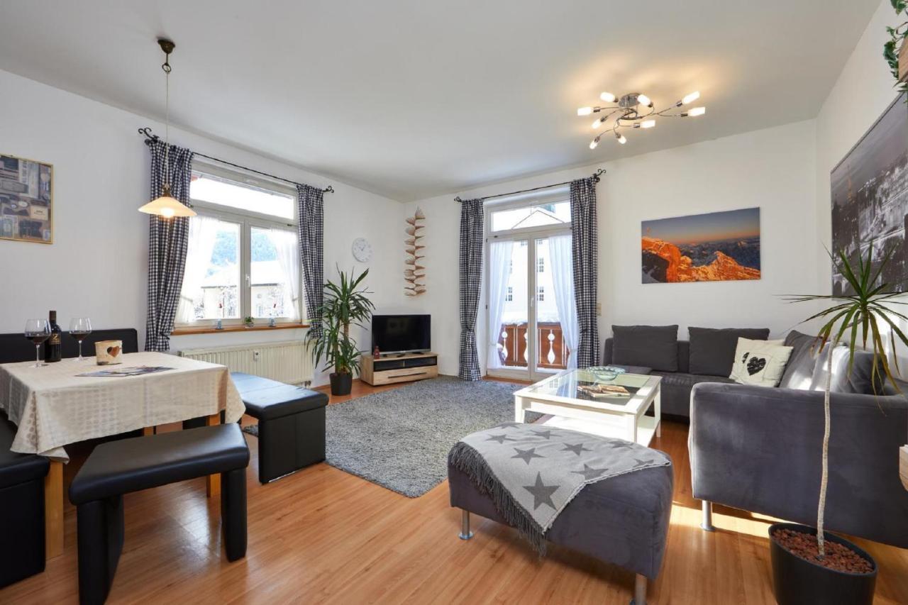 Apartments Alte Villa Гармиш-Партенкирхен Екстериор снимка