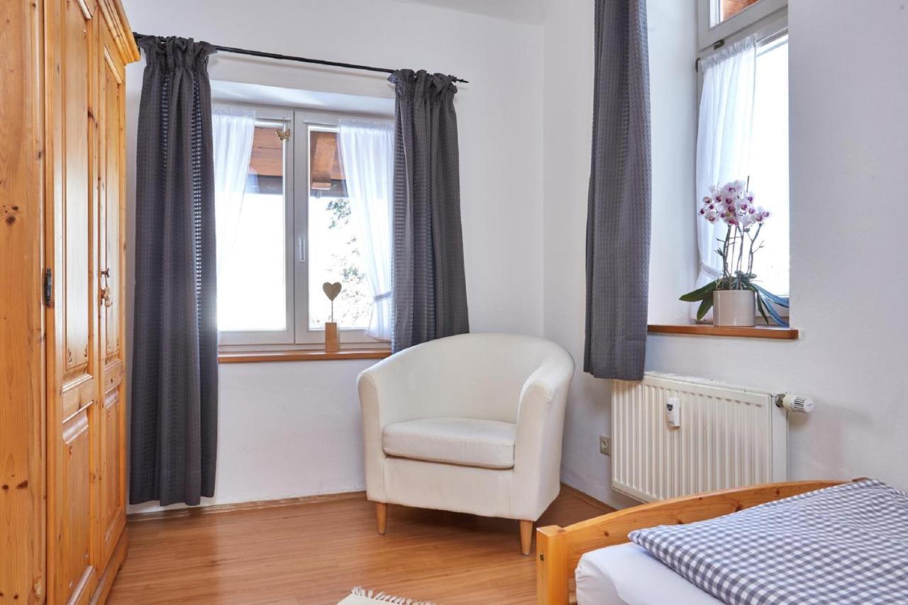 Apartments Alte Villa Гармиш-Партенкирхен Екстериор снимка